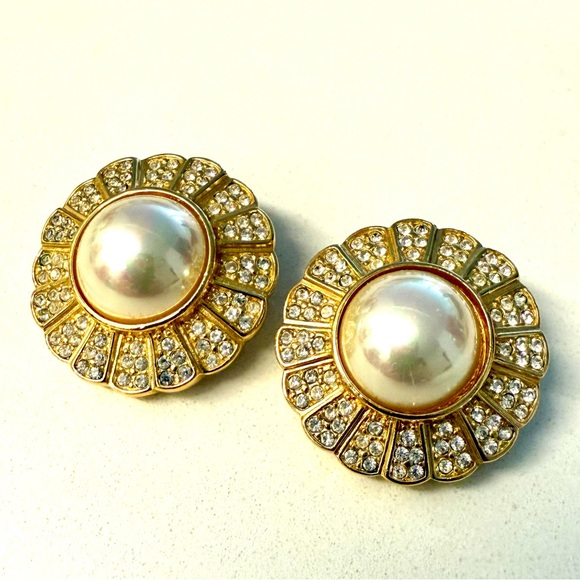 Vintage Christian Dior Faux Pearl and Crystal Clip-On Earrings - Picture 8 of 9